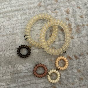 NWOT teleties hairbands